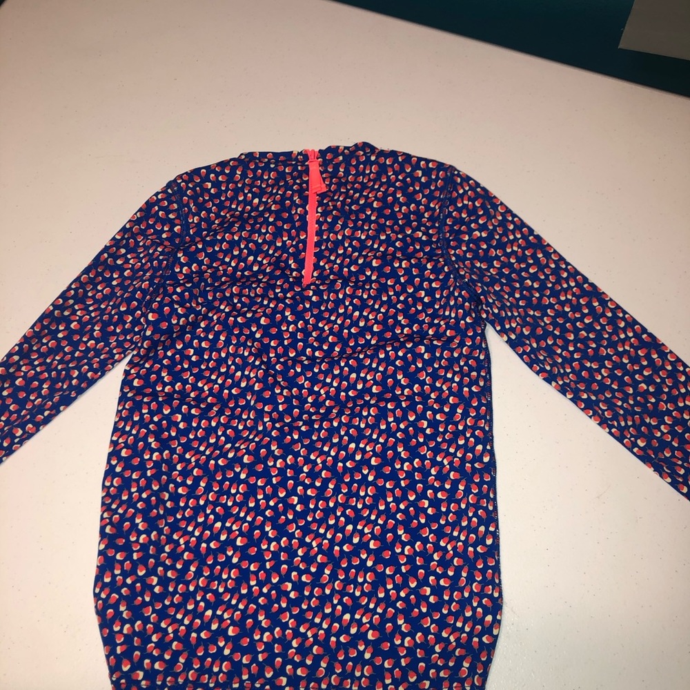 🎁Free Gift Jcrew sunblocked swimsuit shirt